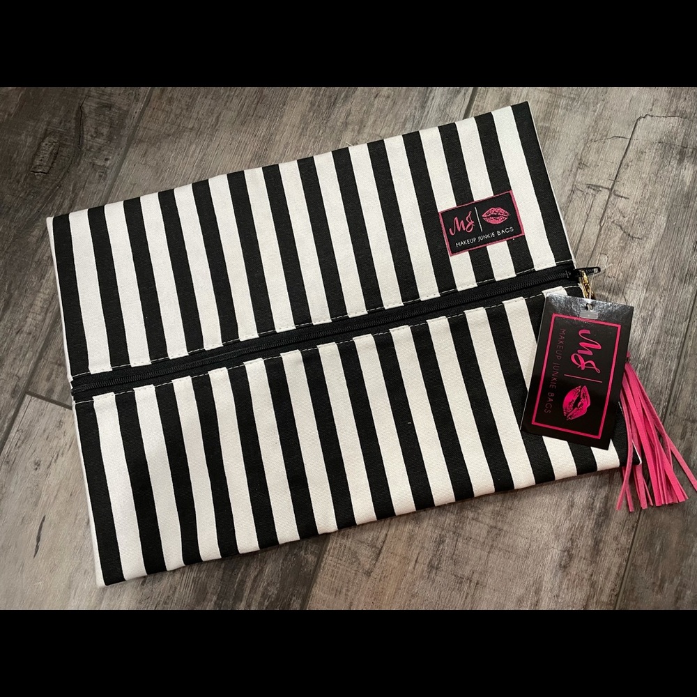 Make up junkie glam stripe large